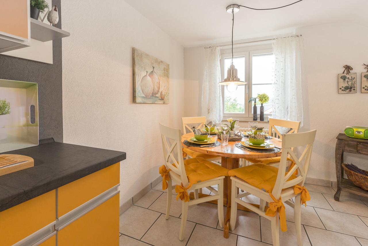 Ferienwohnung Auszeit Markdorf Exterior photo